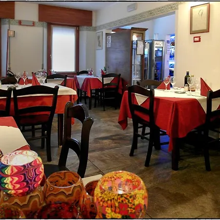 Locanda Del Re Inn 3*