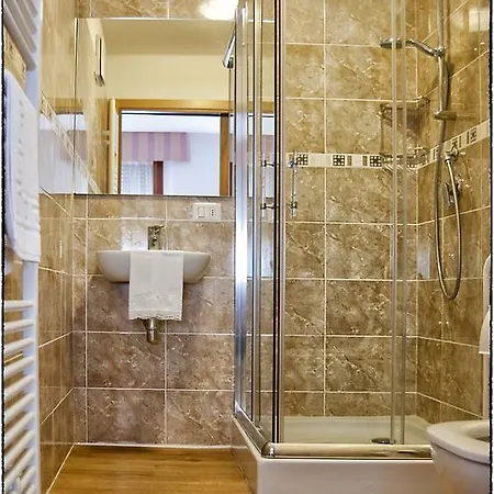 Locanda Del Re Inn 3*