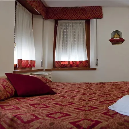 Del Re Hotell 3*