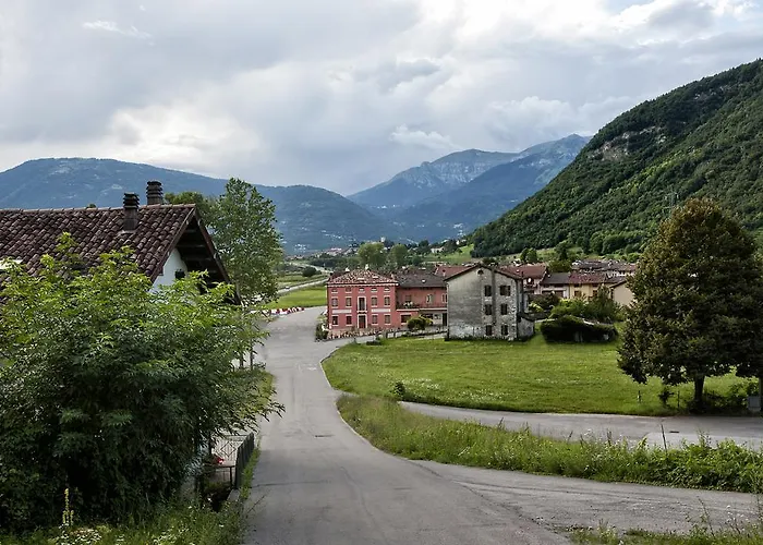 Del Re فندق فيلتري