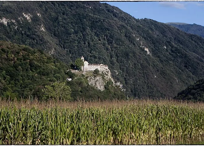 Del Re فندق فيلتري